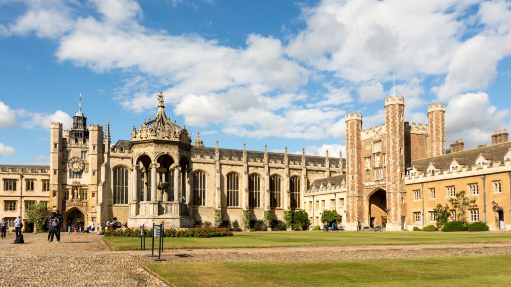 Trinity College London | University of Cambridge |
